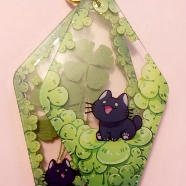 Dried 4 Leaf Clover Kitty